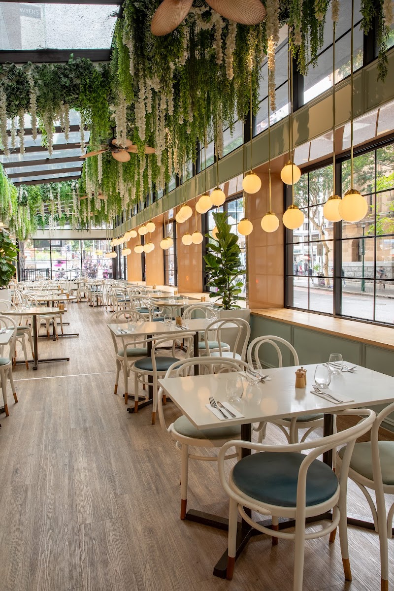 Goldfinch Restaurant And Street Cafe